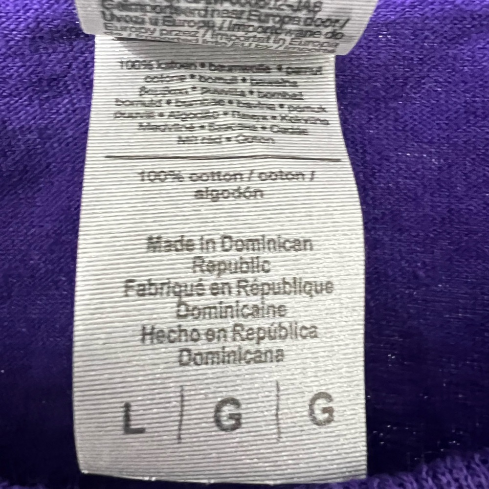East Carolina University Pirates T-Shirt - Picture 4 of 5
